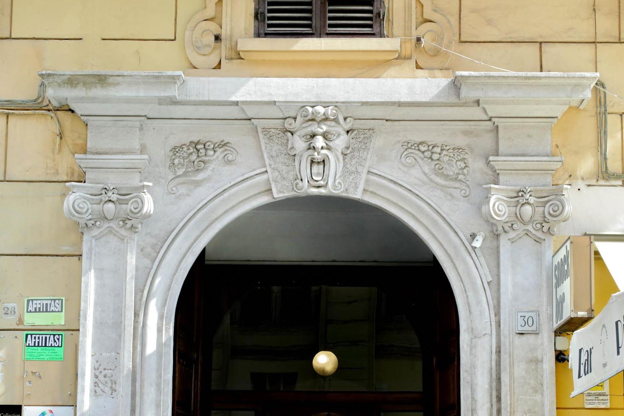 Spanish Gold Edition Rome Bagian luar foto